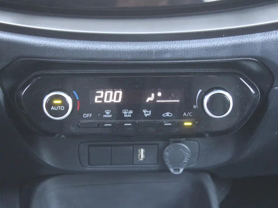 Toyota Aygo X 1.0 VVT-i S-CVT first | Camera | Android Auto/Apple Carplay | Cruise | Clima | Automaat | 17' LM |