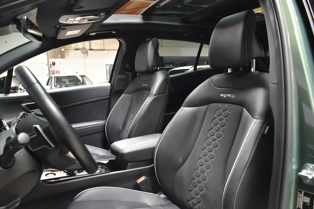 Kia Sportage 1.6 Plug-In Hybrid AT6 4WD GT-Line