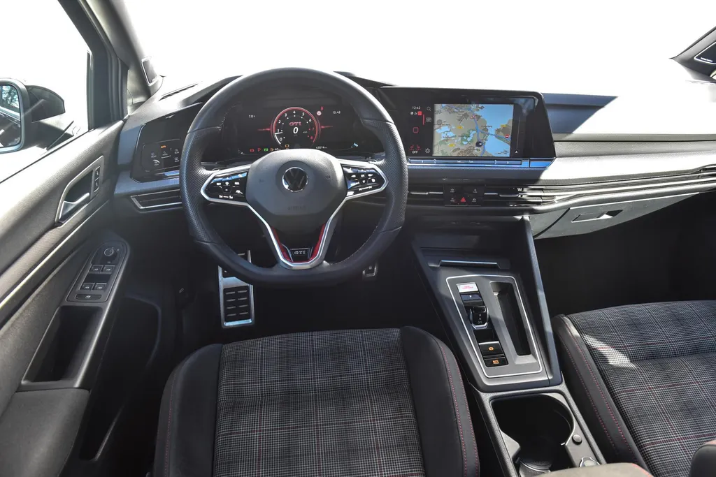 Volkswagen Golf 2.0 TSI GTI