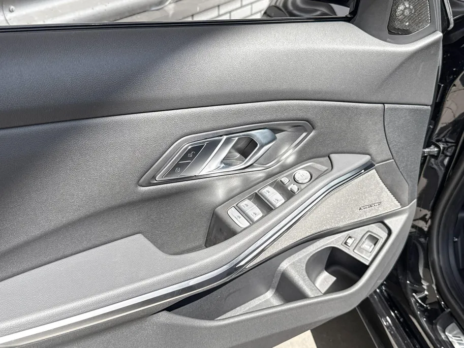 BMW 3 Serie Touring 330e