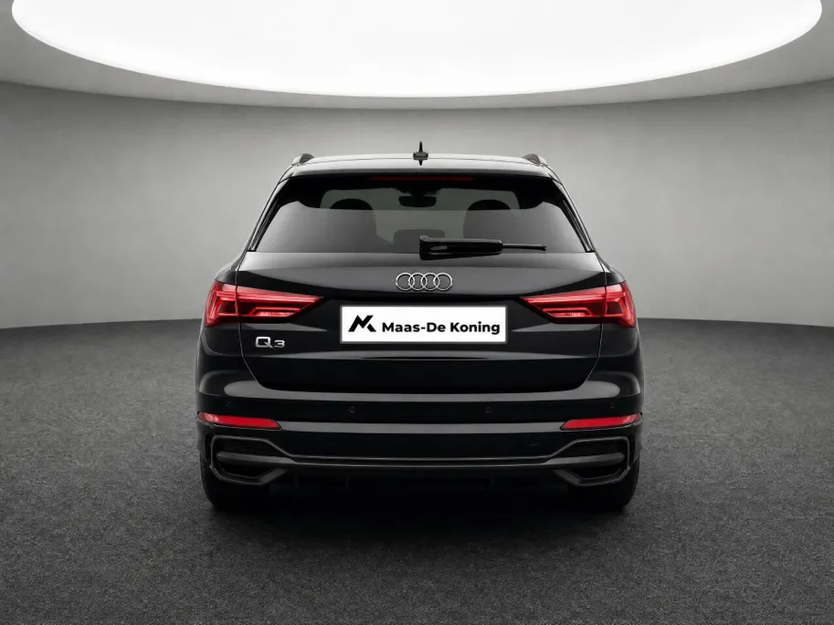 Audi Q3 35 TFSI 150pk S edition · Apple/Android Car Play · 20'' Lichtmetalen Velgen · Elek. inklapbare buitenspiegels · Audi Sound · Virtual Cockpit · Garantie t/m 16-01-2027 of 100.000km