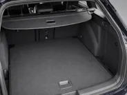 Volkswagen Golf Variant 1.5eTSI/130PK R-Line · Navigatie · Apple/Android Car Play · Camera + Parkeersensoren · Stoelverwarming ·  Garantie t/m 12-01-2028 of 100.000km
