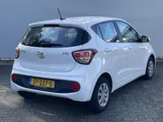 Hyundai i10 1.0i 66pk Comfort + / Cruise / Airco / Navi