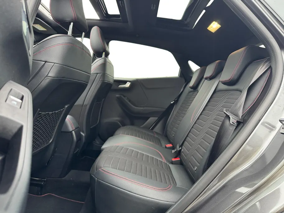 Ford Puma 1.0 EcoBoost Hybrid ST-Line X | Schuif & kantel dak! Apple Carplay/Android Auto | Adaptive Cruise Control | Achteruitrijcamera | BLISS | Driver Assistance Pack | Panormadak | Winter Pack | Trekhaak | B&O | 12 Maanden BOVAG Garantie |