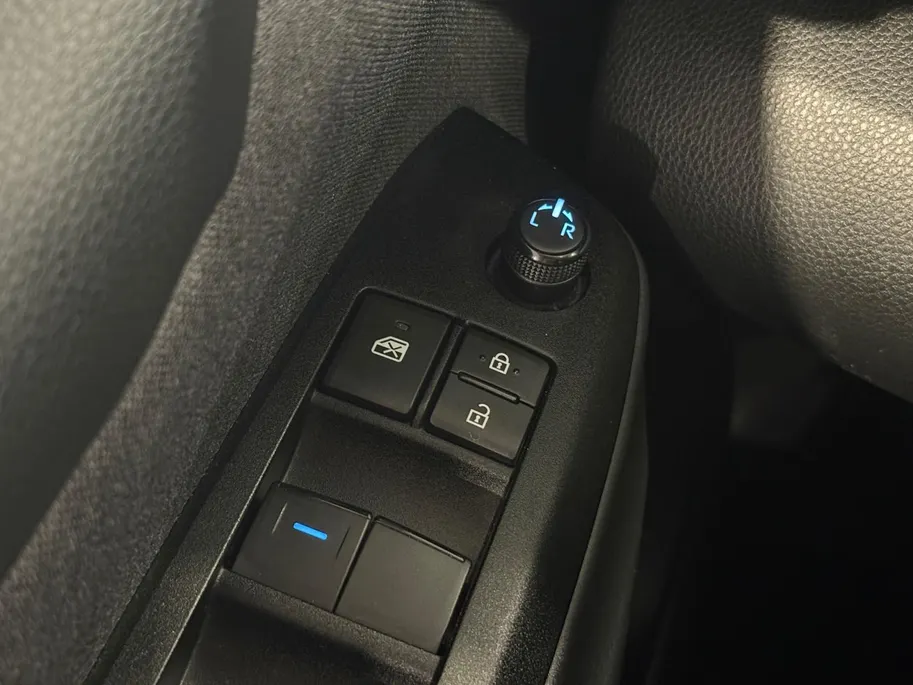 Toyota Yaris 1.5 VVT-i Dynamic *Carplay*Navi+Camera*Airco*Cruise*L.M. Velgen*Mooie Auto!