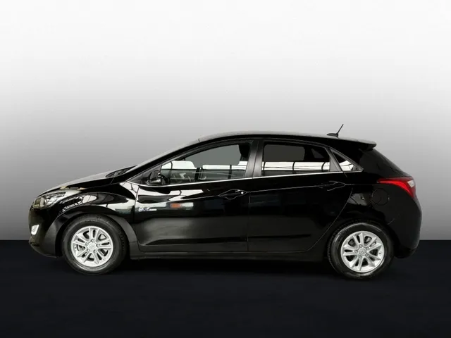 Hyundai i30 1.6 i-Motion Pl. navigatie
