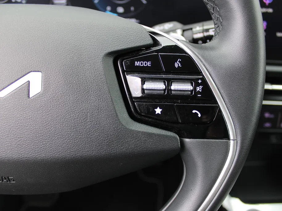 Kia Niro 1.6 GDi Hybrid DynamicLine | Camera | Cruise adapt. | Clima | 16' LM | Navi | Keyless |