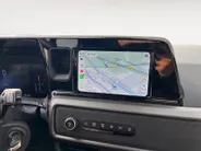 Ford Tourneo Courier 1.0 EcoBoost | Apple Carplay/Android Auto | Navigatie | Camera | Climate Control | Parkeersensoren | Stuurbediening | Hoge Instap