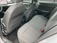 Volkswagen Golf 1.5eTSI/150PK Life Edition · Apple/Android Car Play · Navigatie · Head-Up display · Stoel-& stuurverwarming · Garantie t/m 21-04-2030 of 100000km.