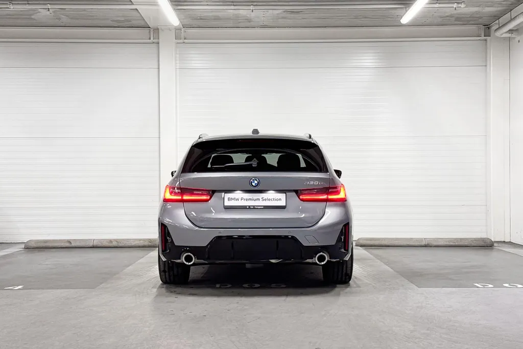 BMW 3 Serie Touring 330e