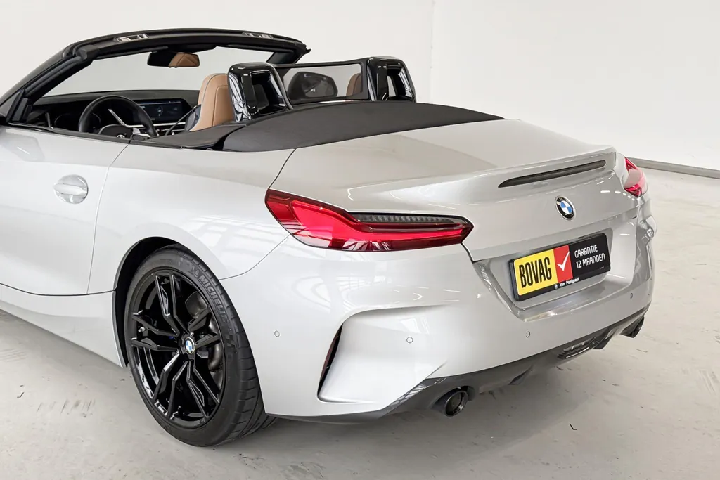 BMW Z4 sDrive30i High Executive Model M Sport