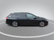 Volkswagen Golf Variant 1.5eTSI/150PK Goal DSG · Navigatie · Trekhaak · 360°Camera + Parkeersensoren · Stoelverwarming · Garantie t/m 23-06-2027