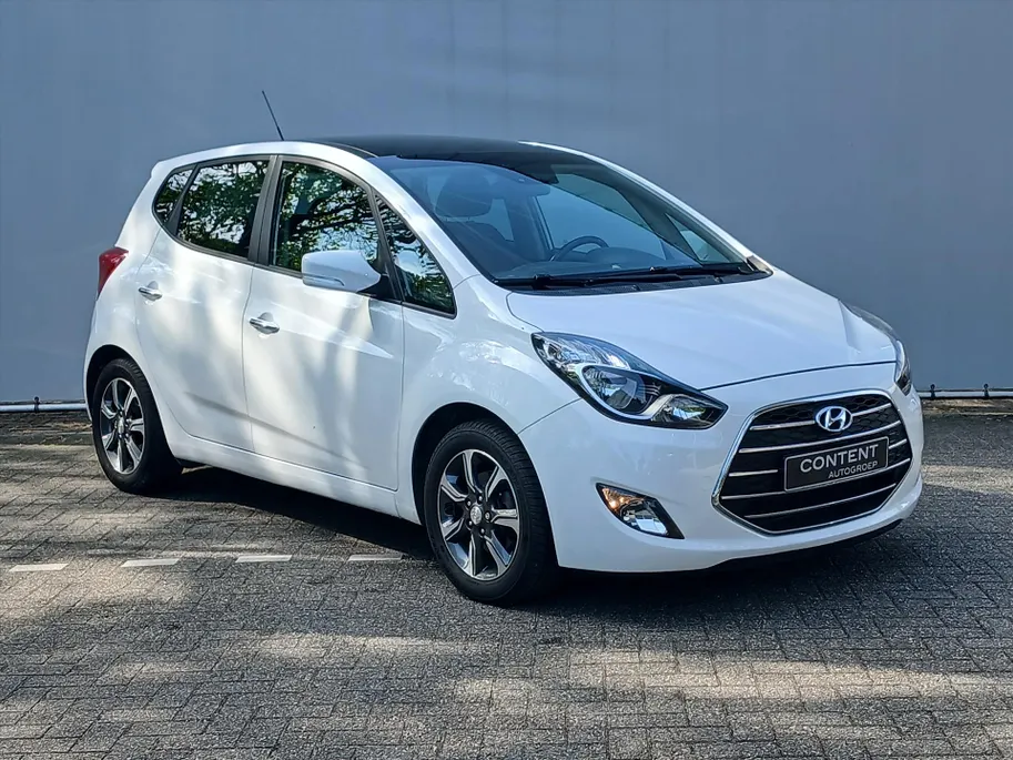 Hyundai ix20 1.6 Go Plus Automaat / Navigatie / Climate en Cruisecontrol / Schuif-kanteldak /