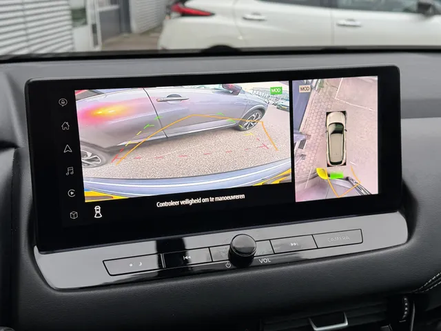 Nissan QASHQAI 1.3 MHEV Xtronic N-Connecta Panodak
