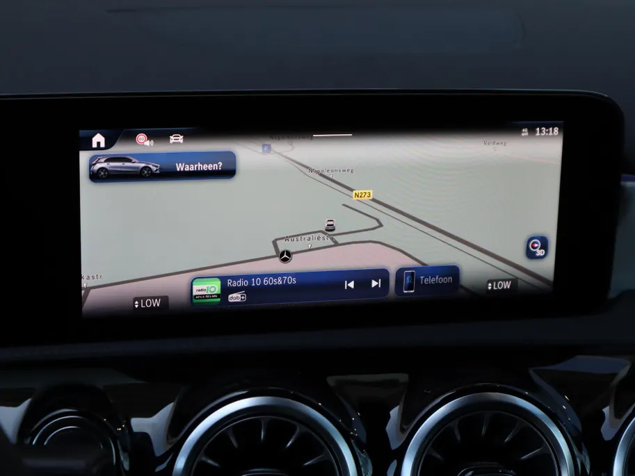 Mercedes-Benz A-Klasse 250 e Star Edition AMG Line Plus l Trekhaak l Panoramadak l Memory