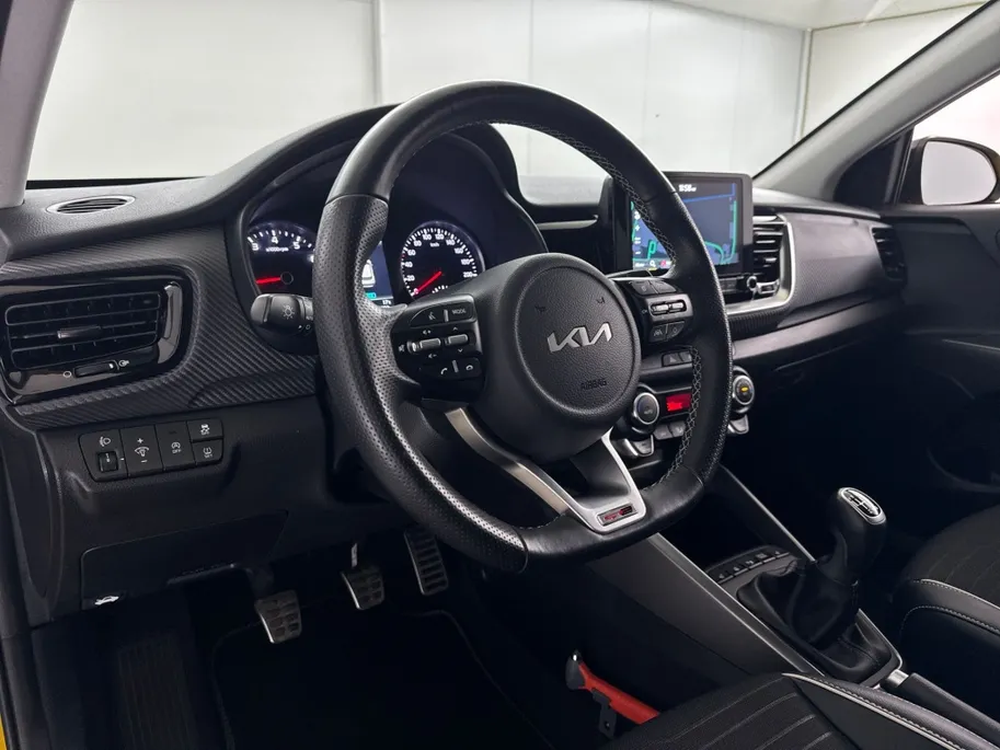Kia Stonic 1.0 T-GDi MHEV GT-Line | Navigatie | Lederen bekleding | 17'' L.M. Velgen