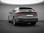 Audi Q8 55 TFSIe 381pk Tiptronic Quattro Pro Line S · Panoramadak · 360 Camera · Wegklapbare Trekhaak · Apple/Android Car Play · Luchtvering · 21'' Inch ·