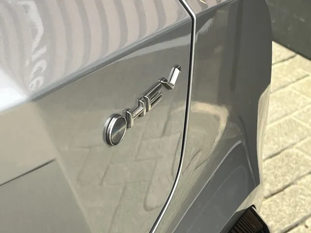 Toyota C-HR 1.8 Hybrid 140 Executive