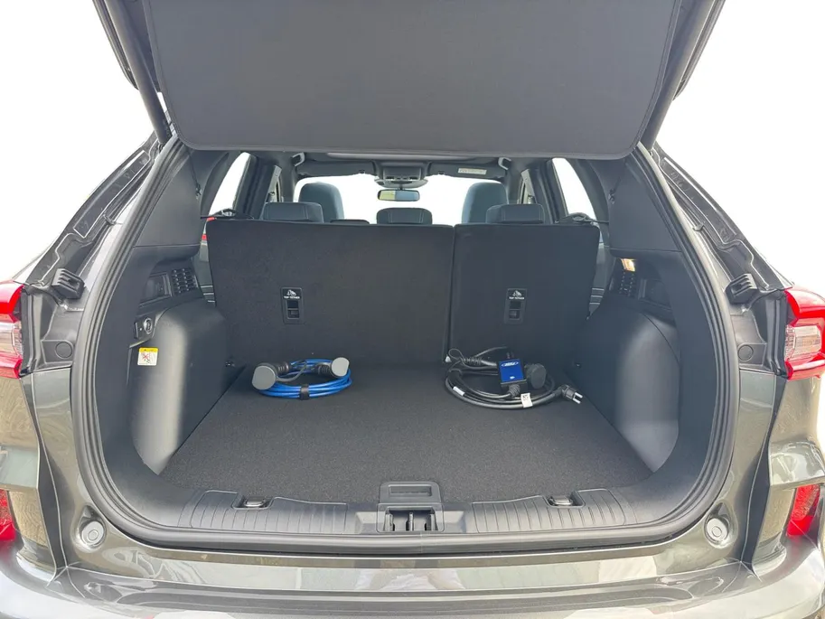 Ford Kuga 2.5 PHEV BlueCruise Edition | €4.000.- korting | Direct leverbaar | 0,99% rente | Kantel / schuifdak | Blue Cruise | 20inch velgen