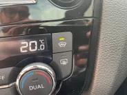 Nissan QASHQAI 1.6 Tekna 1ste eigenaar| Navigatie| Panoramadak| Stoelverwarming| Voorruitverwarming|360 graden camera| Dealeronderhouden| All seasonbanden|