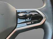 Volkswagen ID.4 Pure 52 kWh 125kW/170PK · Panoramadak · Apple/Android Car Play · Navigatie · Stoelverwarming · Camera ·