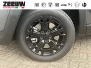 Jeep Renegade 4xe 240 PK Hybrid North Star | Pano | Safety | Winter | 18' VERKOCHT