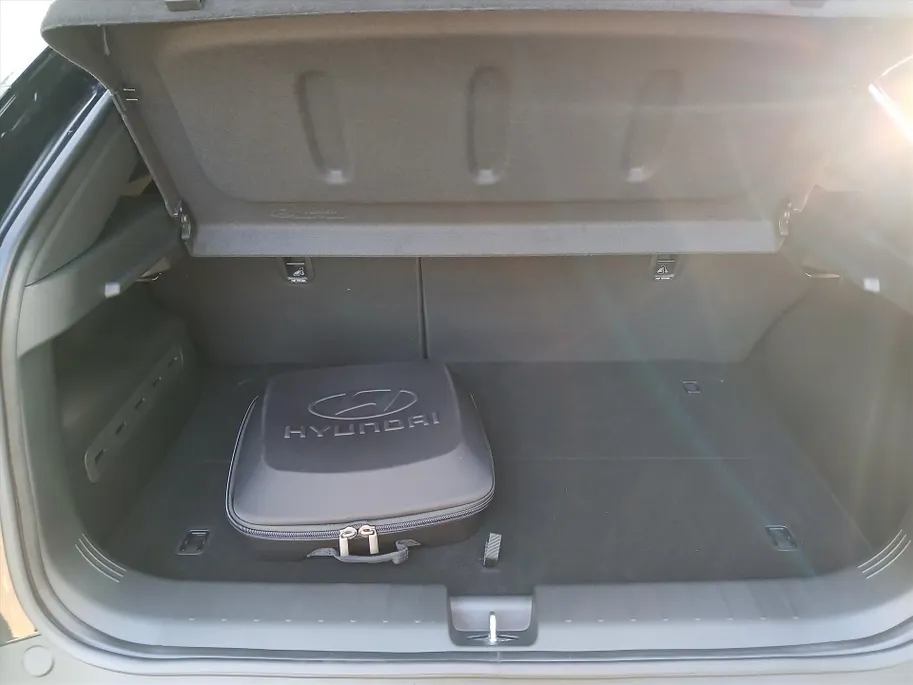 Hyundai IONIQ 3 61 kWh Long Range 135pk Vision / Voorraad deal /