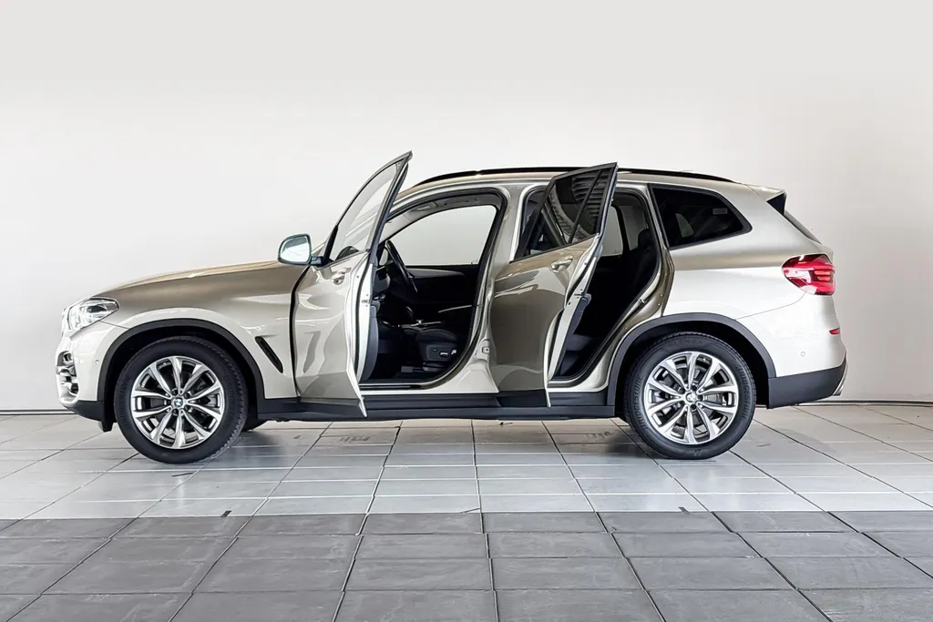 BMW X3 xDrive20i Business Edition Executive Individual