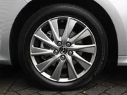 Mazda 2 Hybrid 1.5 Select | Airco | 16'LM | navi | Cruise | Stoelverwarming | Draadloos laden |