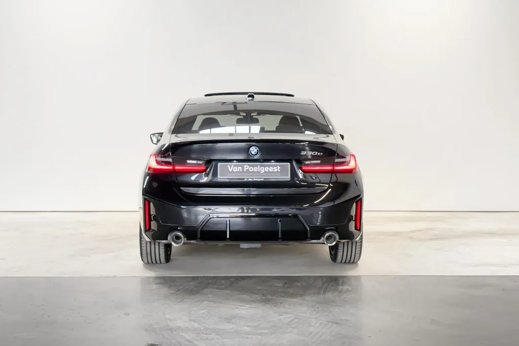 BMW 3 Serie Sedan 330e M Sportpakket