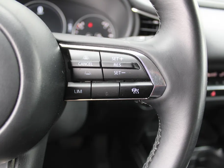 Mazda CX-30 2.0 e-SkyActiv-X M Hybrid Centre-line | Stuur-/stoelverwarming | Camera | HUD | LED | 18' LM | Dodehoek sensor | Cruise adapt. |