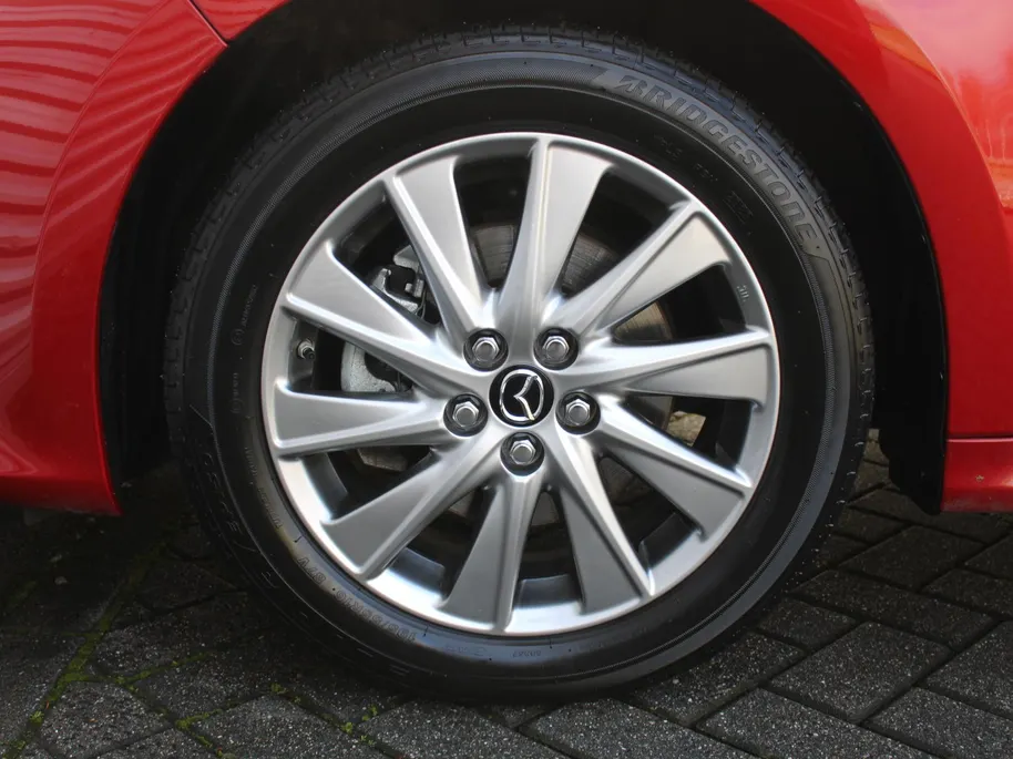 Mazda 2 Hybrid 1.5 Select | Camera | Navi | 16" LM | Panoramadak |