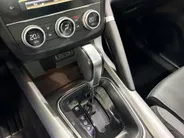 Renault Kadjar 140PK TCe Intens Automaat | Trekhaak (1500 KG) | Panoramadak | 19' Lichtmetalen Velgen | Stoelverwarming | Navi | Camera | Climate Control | Adaptieve Cruise Control | Leder |