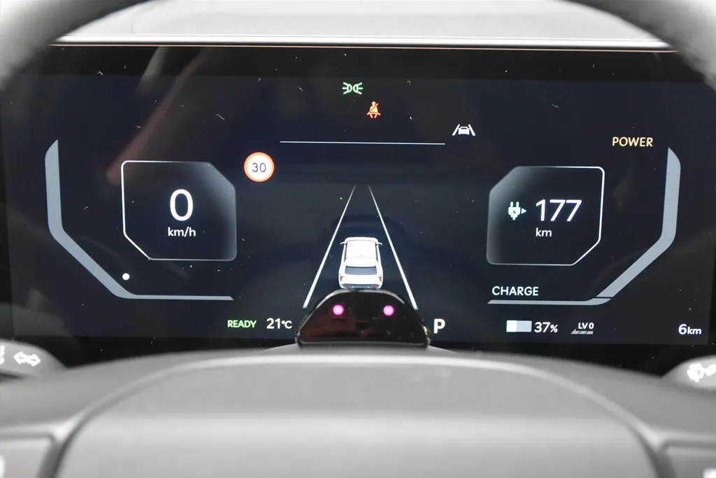 Kia EV4 81,4 kWh 204PK Air