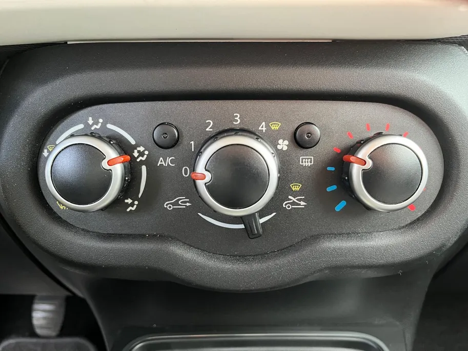 Renault Twingo 1.0 SCe Collection |Achterspoiler|Airco|DAB ontvanger|12 maanden Bovag garantie|