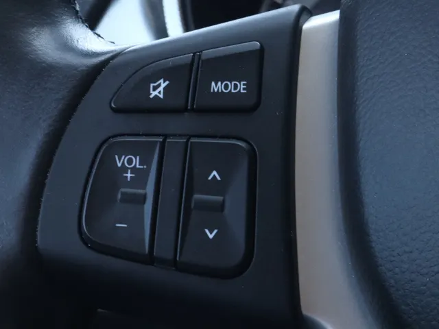 Suzuki Vitara 1.5 Hybrid Style | Carplay | All Seasons | Leder