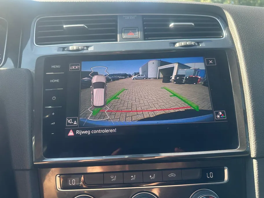 Volkswagen Golf 1.0 TSI Comfortline | Automaat | Carplay | keyless| Cruise | Camera |