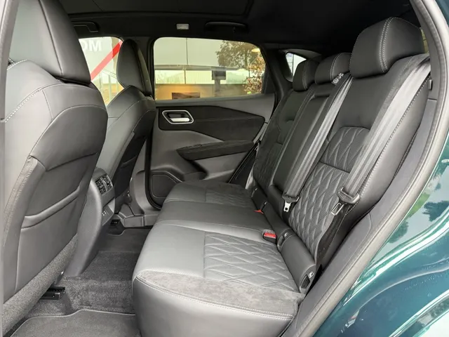 Nissan QASHQAI 1.3 Mild-Hybrid 158pk Xtronic Tekna Plus | Leder | Panoramadak | 360-Camera | App Connect | Head-Up | Keyless