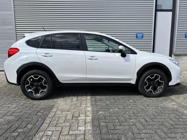 Subaru XV 1.6i Luxury AWD Automaat | Trekhaak | All Season Banden | Lichtmetalen Velgen | Cruise Control | Climate Control