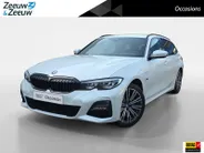 BMW 3 Serie Touring 320e Business Edition Plus | Dealer onderhouden! | 1e Eigenaar | Trekhaak | Achteruitrijcamera | Elektr. Achterklep | Lederen bekleding | Virtual cockpit | 12 maanden garantie