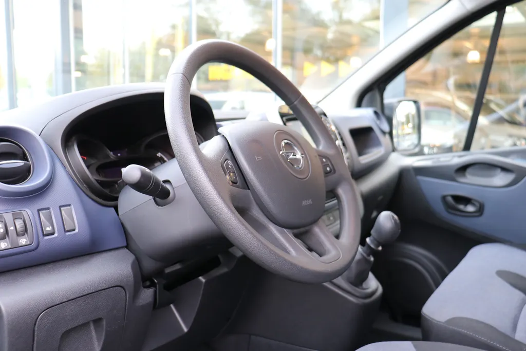 Opel Vivaro 1.6 CDTI L2H1 DC Business+ EcoFlex EX. BTW 1e eigenaar Lease v.a. 395,- p/m