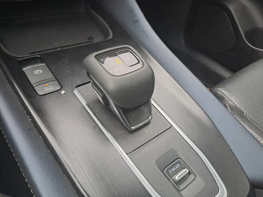 Nissan QASHQAI 1.3 MHEV Xtronic Tekna Plus | Panorama Dak | Dodehoekdetectie | Automaat | Trekhaak | Navigatie | 360 Camera | Head-up display | stuur verwarmd | Voorstoelen verwarmd | Leer | BOSE | Verwarmde voorruit