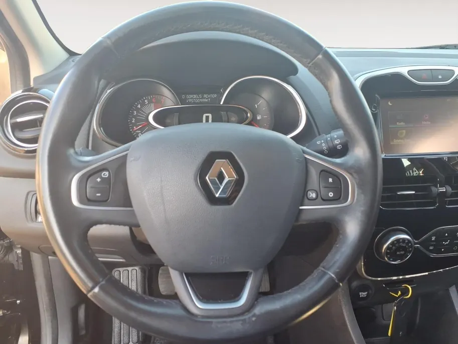 Renault Clio 0.9 TCe Iconic | PDC | LVM | Airco | 4 nieuwe banden | 1 jaar Garantie