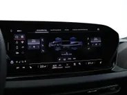 Audi A6 Avant S edition Comp 367 PK S-tronic e-hybrid quattro · MIDNIGHT GREEN · 360 Camera · Servosluiting · Panoramadak · Bang & Olfusen · Elek. Stuurkolom · Bijrijder Scherm · Stoelverwarming V + A · 21'' Inch · Garantie t/m 03-03-2028