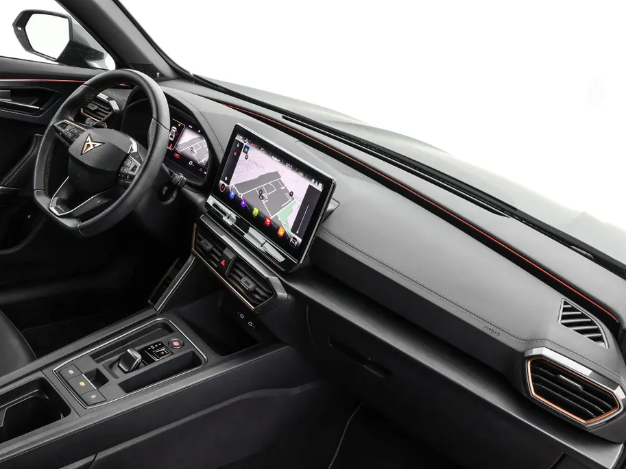 CUPRA Formentor 1.4 245pk DSG e-Hybrid VZ Performance · SOH 100% · Panoramadak · Beats Audio ·  Leder · 360 Camera · Elek. Bestuurdersstoel · Stoel-& Stuurverwarming · 19'' Inch ·