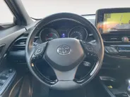 Toyota C-HR 1.8 Hybrid Energy | Navigatie| Adaptieve cruise control| Achteruitrijcamera| Climate control| All season banden|