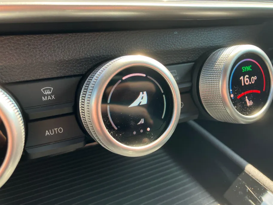 Škoda Superb Combi 1.5TSI 150kW/204PK PHEV Sportline DSG · Panoramadak · Apple/Android Car Play · Camera ·  Leder/Alcantara · Trekhaak ·