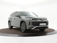 Volkswagen Tayron Life Edition 1.5 eHybrid 204 PK 6 versn. DSG · Comfort pakket · Trekhaak inklapbaar, met elektrische ontgrendeling, incl. aanhangermanoeuvreerhulp Trailer Assist · Voorraad OUTLET · Prijs is inclusief inruilpremie · MEGA SALE