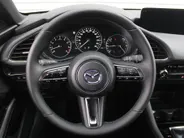Mazda 3 2.5 e-SkyActiv-G M Hybrid 140 Exclusive-line | Nieuw | Stuur-/stoelverwarming | 360 Camera | Dodehoek detectie | HUD | Bose audio | 18' LM | LED |