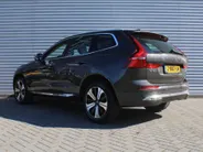 Volvo XC60 2.0 T6 Plug-in hybrid AWD Essential Edition Bright | Leer | Schuifdak | Elek. stoelverstelling | 19' LM | Dodehoek detectie | LED | Zeer nette auto |